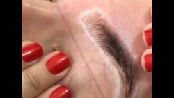 augenbrauen mit dem faden zupfen