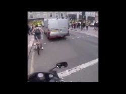 Belästigt keine Damen an der Ampel belaestigt keine damen an der am