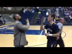 coach und die vielen handschlaeg