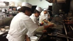 Darum bekommst du deine Asiabox in 10 Minuten darum bekommst du deine