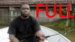 dem freund beim angeln erschreck