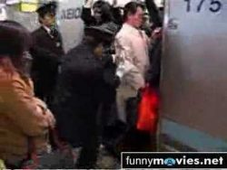 der passt auch noch rein u bahn