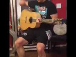 der stuhl gibt nach und der hint