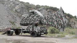 Drehende Sirene auf Rädern drehende sirene auf raedern