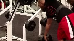 egoist und idiot im fitnessstudi