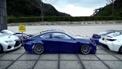 ein ferngesteuerter lexus beim d