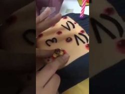 Ekliger Akne Kuchen aus Japan ekliger akne kuchen aus japan