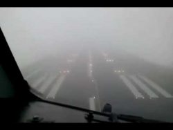 Etwas sehr neblig am Flughafen etwas sehr neblig am flughafen