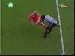 fussball gewalt so schmerzhaft k