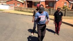 gelenkige strassenkuenstler