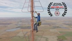 gluehlampe auf einem 450m hohen