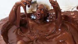 In Nutella baden gehen im Bad in nutella baden gehen im bad