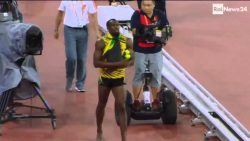 kameramann faehrt usain bolt an