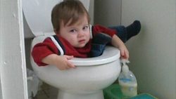 kinder bleiben in dingen stecken