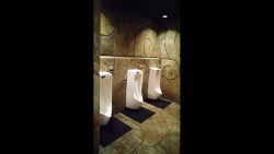 Kirchen Pinkelbecken für brave Jungs kirchen pinkelbecken fuer brave