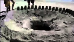 krass tiefes loch gebuddelt