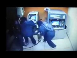 kriminelle machen geldautomaten