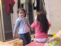 Leg dich niemals mit deiner Schwester an leg dich niemals mit deiner schw