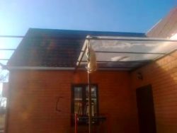 lustige feuerwehr katze bei der