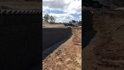 mauer bauen im domino stil