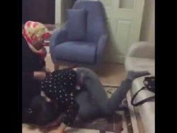 mutter laesst kind stehlen und k