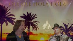 Ole Ole Hola Hola - Rentnerfun im Musikvideo ole ole hola hola rentnerfun im
