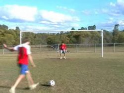 Pfosten und dann ins Gesicht pfosten und dann ins gesicht