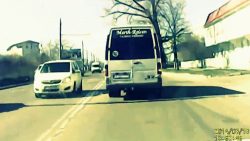 Porsche Fahrer provoziert ohne Ende