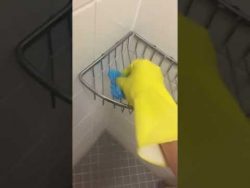 Putzen mit Darude Sandstorm im Bad putzen mit darude sandstorm im b