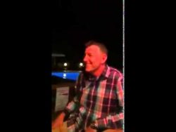 Saxophon Spieler ohne Saxophon saxophon spieler ohne