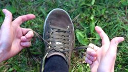 Schuhe binden in 2 Sekunden schuhe binden in 2 sekunden