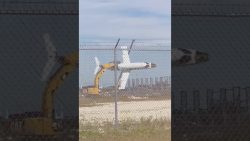 spass auf dem flugzeug schrottpl