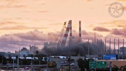 Sprengung einer alten Industrieanlage mit Dynamit sprengung einer alten industriea