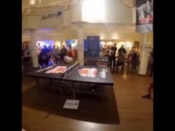 tischtennis mit dem kopf