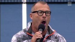 US Sänger singt Nationalhymne falsch us saenger singt nationalhymne f