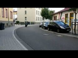 Was für ein krasser Sound der Auspuffanlage was fuer ein krasser sound der a