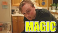 weinglas nur mit der stimme zerb