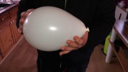 wie blase ich einen luftballon a