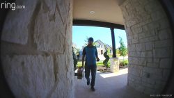 Zusteller von Amazon vergisst die Handbremse zusteller von amazon vergisst di