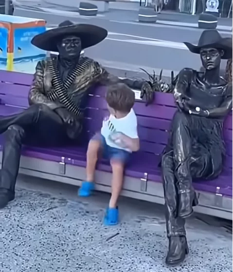 Wenn Statuen sich bewegen statue-leben